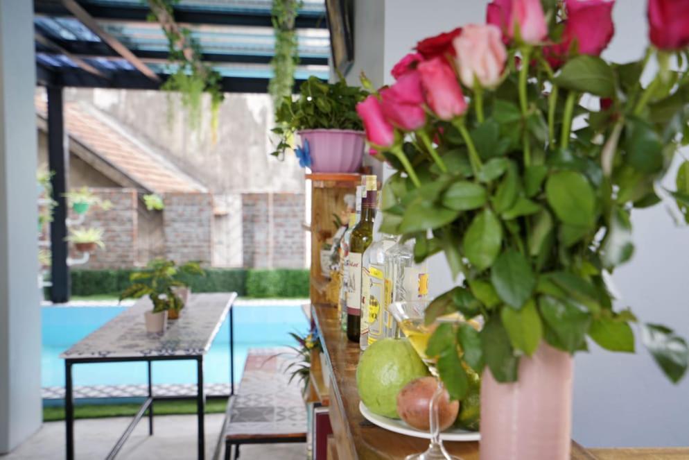 Almor Hostel With Pool In Right Center 하롱 외부 사진