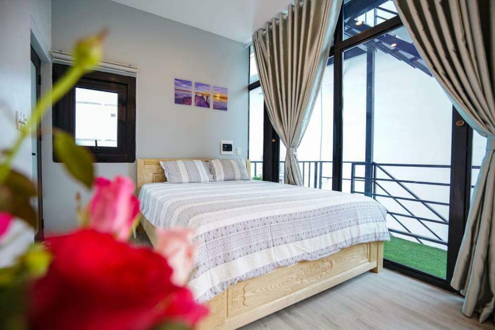 Almor Hostel With Pool In Right Center 하롱 외부 사진