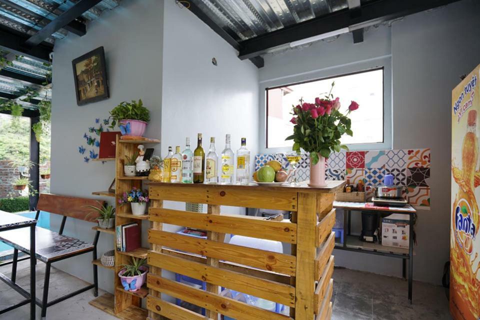 Almor Hostel With Pool In Right Center 하롱 외부 사진