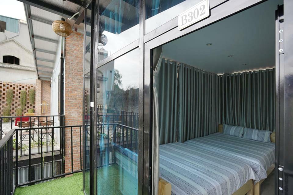 Almor Hostel With Pool In Right Center 하롱 외부 사진
